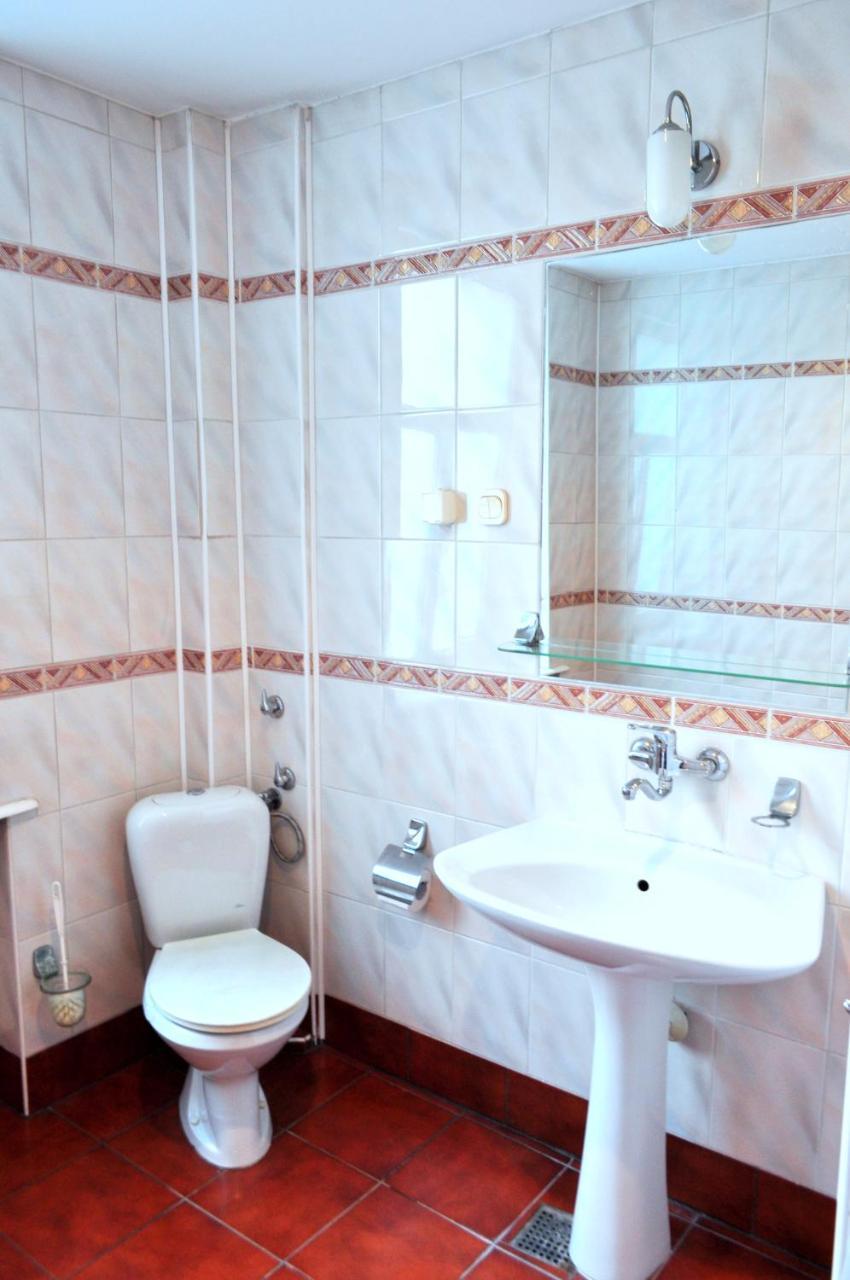 Bristol Economy Bed & Breakfast Bytom Luaran gambar